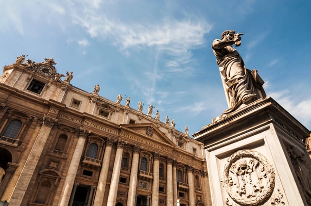 Travel From St Peter To Bahrain With An Evisa